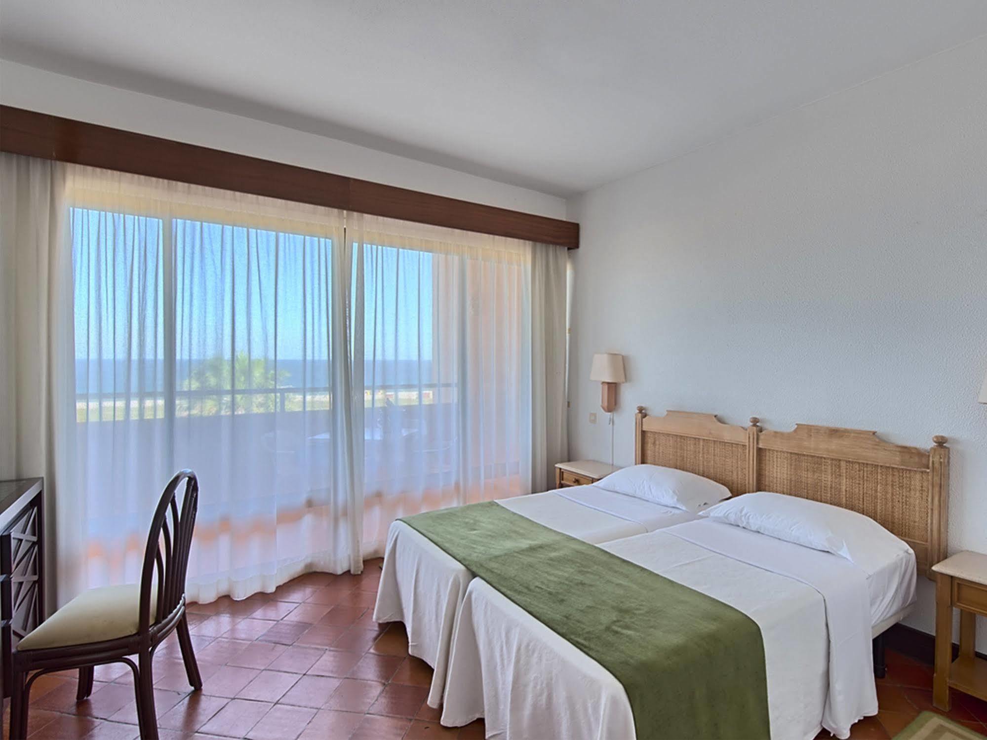 Dom Pedro Aparthotel Lagos