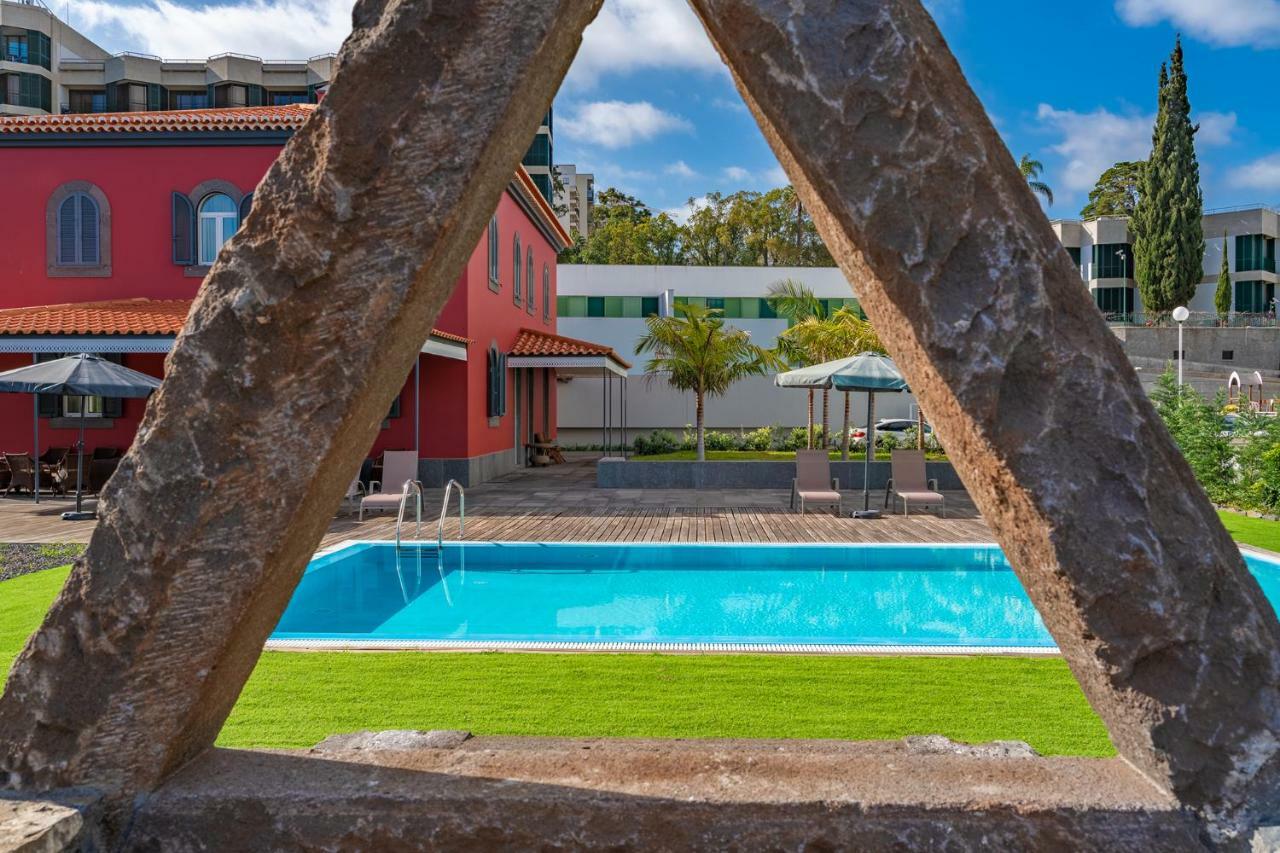 Villa Century House With Private Pool By Hr Madeira
