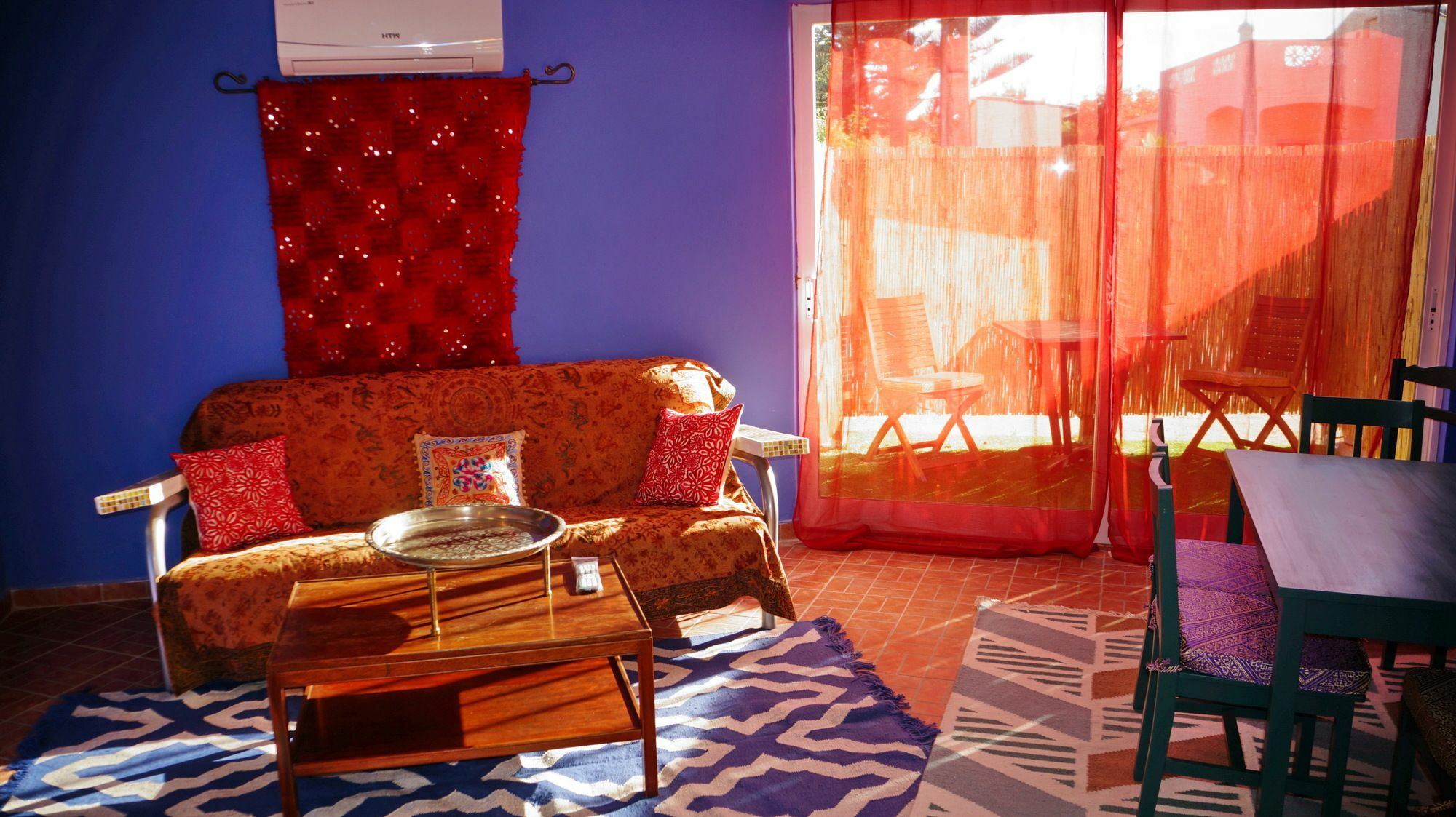 Aparthotel Seventies Cheap & Chic Two Lagos