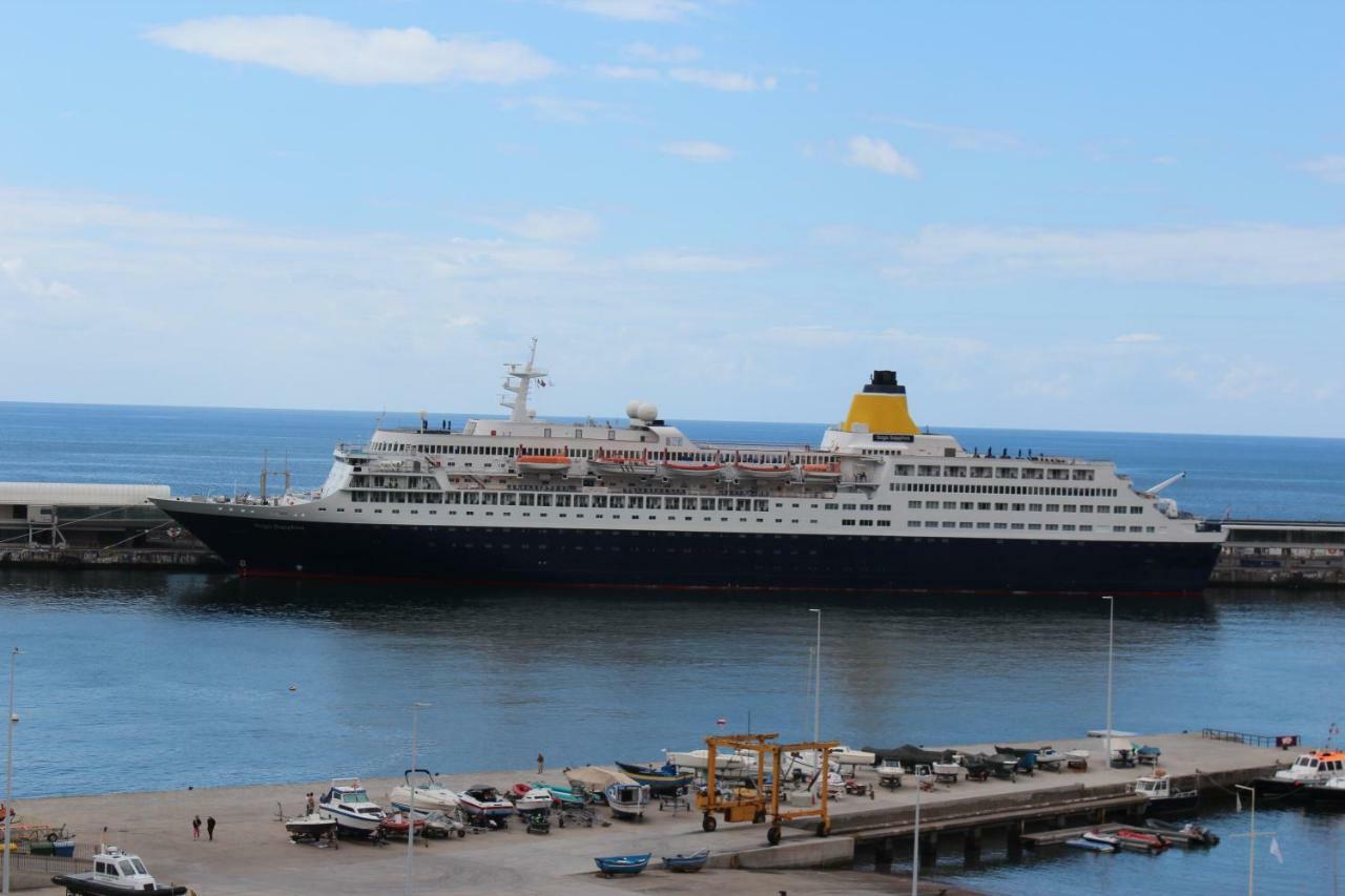 Marina By Madeira * Funchal (Madeira)
