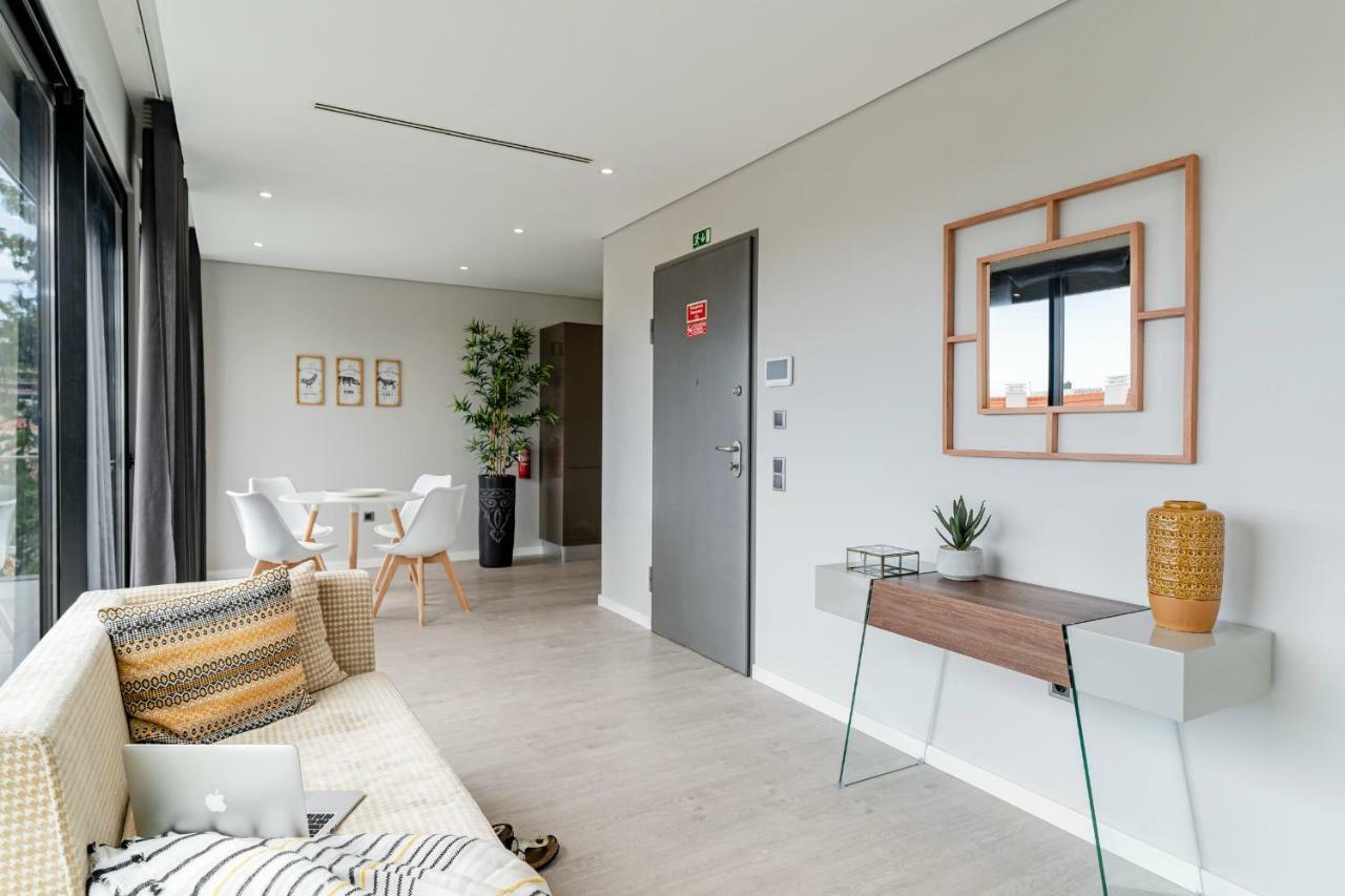 Lux I By An Island Apartment