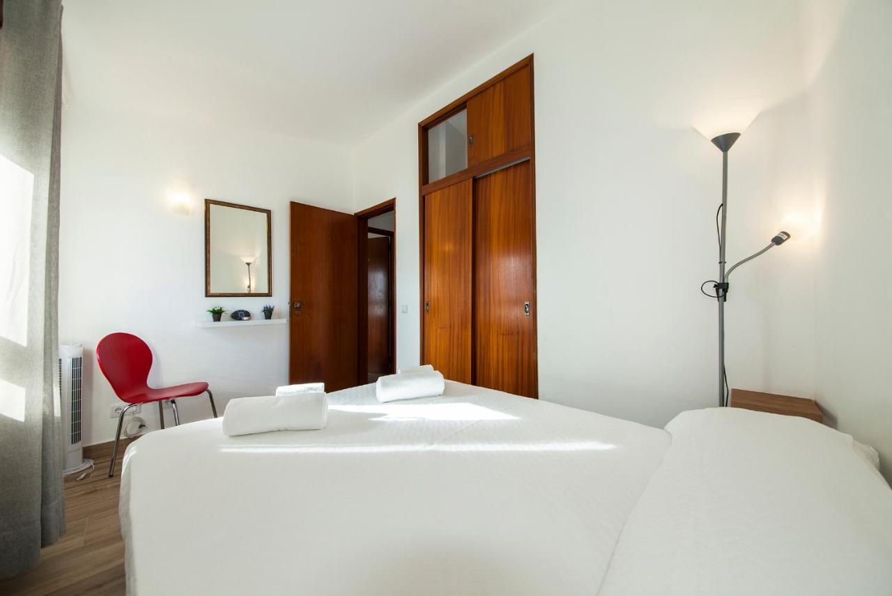 Apartment A38 - Rising Sun Top-floor Flat