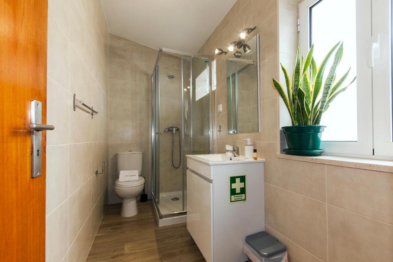 Apartment A38 - Rising Sun Top-floor Flat *