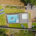 Casa Da Maloeira By An Island Apart