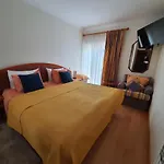 Nazare Apartamento Em Frente Ao Mar