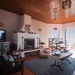 Apartamento Charmoso No Funchal, Com Grande Jardim E Vista Esplendida