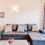 Vip VI - Sea View Apartment