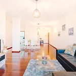 Vip VI - Sea View Apartment