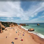 Villa Meia-Praia