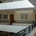 Apartment Ocean Gardens
