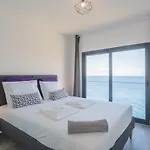 Flh Fantastic Ocean View With Balcony