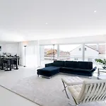 Pico Do Feliz - The Penthouse & The Village By Silver Prop