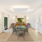 Whome Luxury Private Family Villa W/ S-Pool Ac & Parking