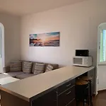 Incredible view, quiet apartment in Cascais