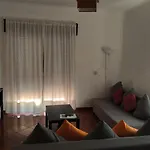 Spacious Central 2 Bedroom Apartment