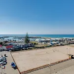 Al - Ocean Wide View