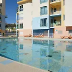 Wonderful Apartment Albufeira Marina 4B 2B