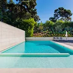 Luxury Beach Experience In Lisbon