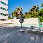 Luxury Beach Experience In Lisbon