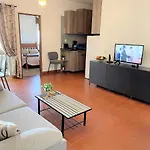 Apartamento vista mar e pôr do Sol (1,6km Praia)