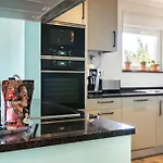 New Beach Flat With Top View - 3 Min To Sea In Luz