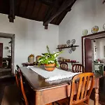 Casa Senhora Das Necessidades