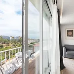 Ocean Apartment By Olala Homes