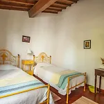 Casa Senhora Das Necessidades