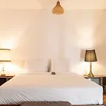 The Independente Hostel&Suites