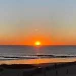 Rock\'S Beach Spot Suit
