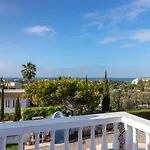 Villa Ocean Blue Ocean Views Walk To Beach Pool