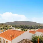 Traditional 3 Bedroom Apartment