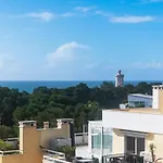 Studio In Cascais -Sea View -Pool
