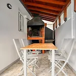 Nidia’s Place, a Home in Madeira