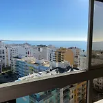 Armacao De Pera