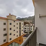 Machico City Apt