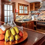 Cayenne House