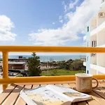Max Crib - Seafront 2 Bedroom Apart With Ac And Private Parking In Armacao De Pera