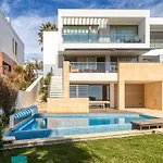 Luz Da Lua. Ocean Front Luxury. Private Pool.