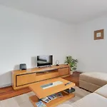 Santa Cruz Apartment With Sea View By Hr Madeira