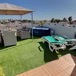 Apartment Beta - 2 Bedrooms, Private Rooftop Patio With Hot Tub, Bbq And View