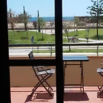 T2 Sea View