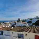 Seaview Apartment 100M From Beach