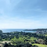 Couple Friendly Ocean View Apart @Catchofthedaypt