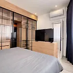 O Flamingo Apartments