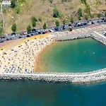 Sunny Beach Machico Apartment By Hr Madeira