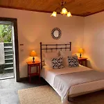 Casa Pequena Da Terra Alta