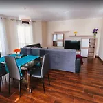 2 Bedroom Apartment In Calheta