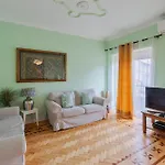 Patios Das Marias - Rosas