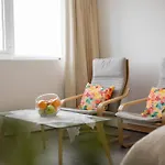 Spacious Seaside Apartment A - Faraway